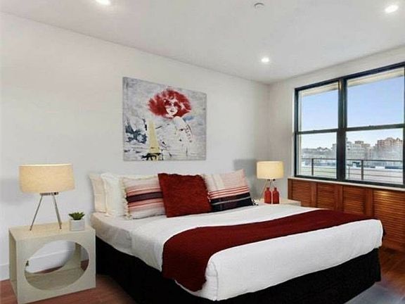 5th image of 1431 28th Ave APT 2