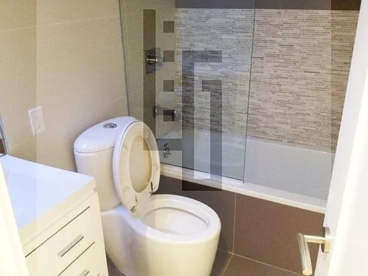 Rented by Loom Group | media 50