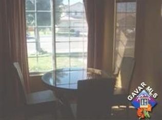 5543 Lighthouse Ln, Palmdale, CA 93552