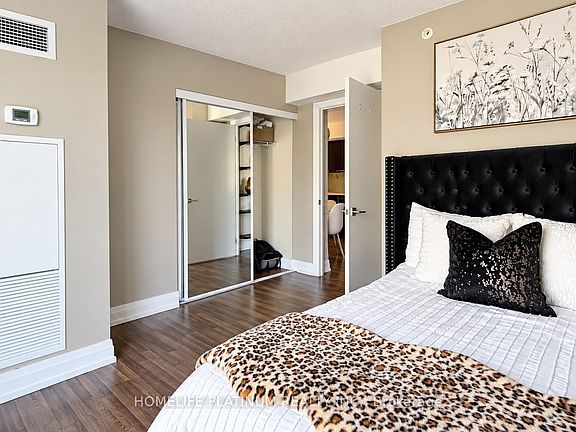 5th image of 565 Wilson Ave #802