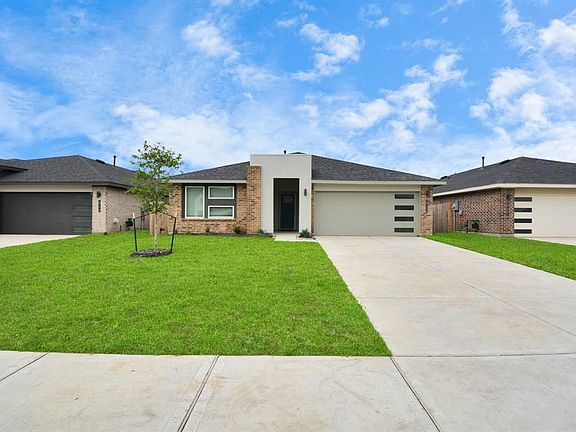 2nd image of 29406 Pikes Peak Dr