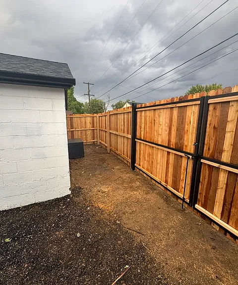 4310 N Steele St — Photo 14