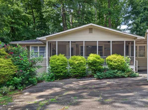 5110 Hill Rd, Powder Springs, GA 30127