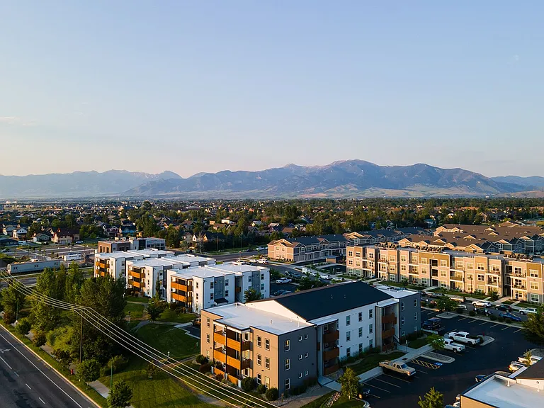 Cottonwood Corner Apartments — Photo 32