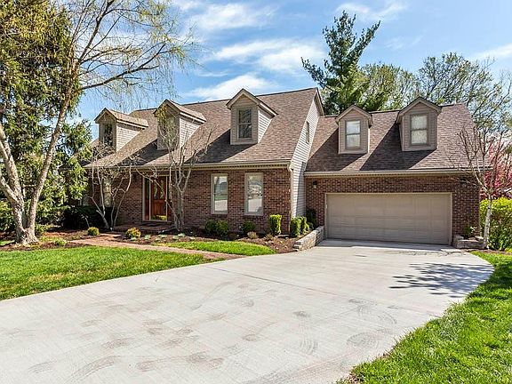 2nd image of 1301 Copperfield Ct