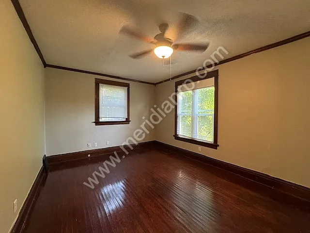 Building Photo - 1155 Kinsmoor Ave #1