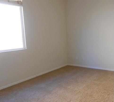 4th image of 14478 Colebrook Dr
