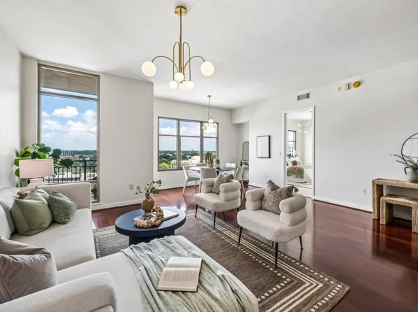 565 Peachtree St NE Unit 1610, Atlanta, GA 30308