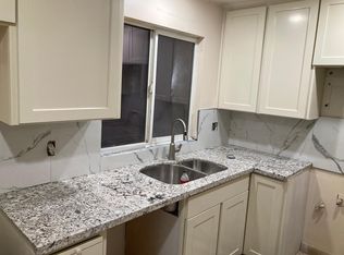 8717 McKinnon Ave, Bakersfield, CA 93306