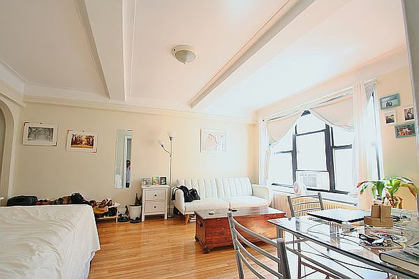 2nd image of 310 E 55th St #6GG