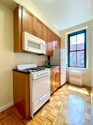 Rented by City & Suburban | media 8