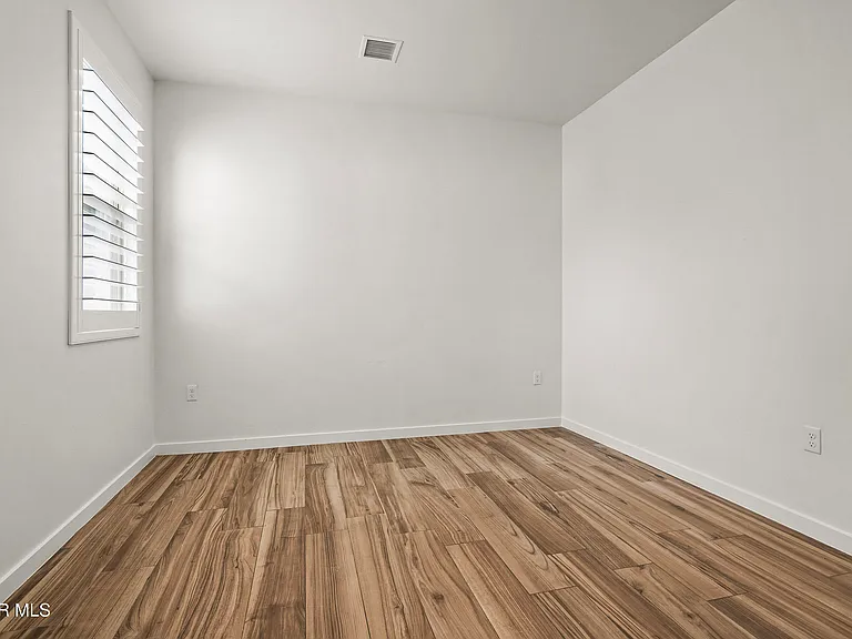 13637 Chepstow Ct — Photo 21