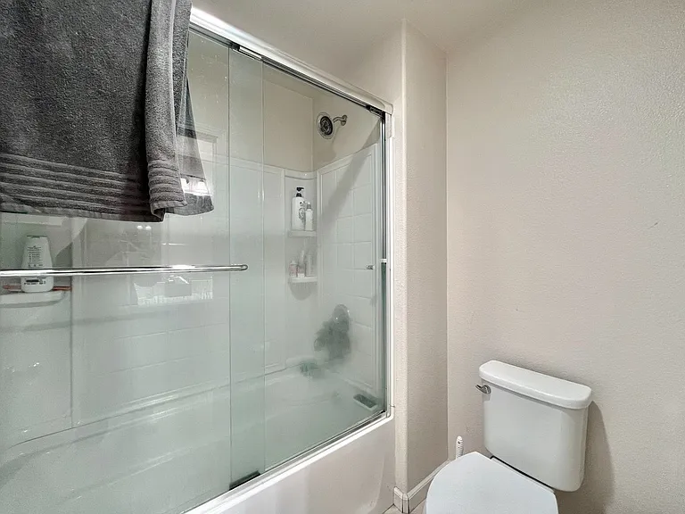 264 Blenheim Ct — Photo 15
