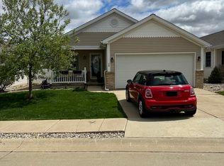 28 Astoria Way, Bloomington, IL