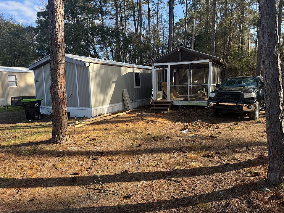 1st image of 1058 Burge Dr