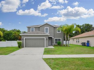 10620 Carloway Hills Dr, Wimauma, FL 33598