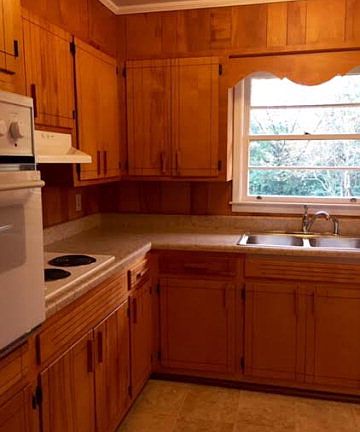 2nd image of 124 Glendale Hts