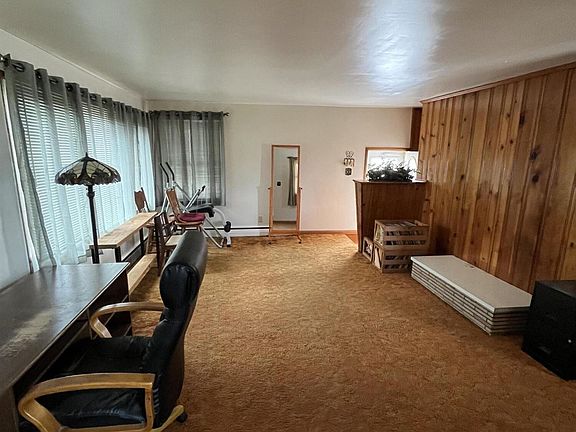 3rd image of 13907 Sharp Rd