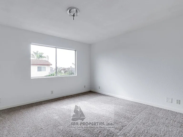 8602 Doremere Dr — Photo 14
