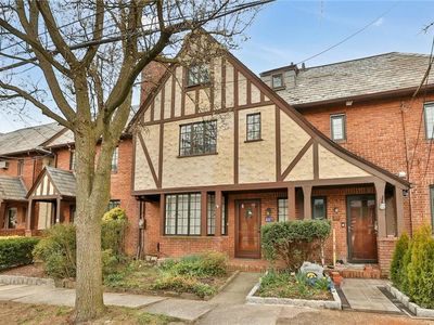 207 Carol Avenue, Pelham, NY, 10803