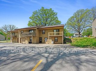 7101 N Chas Dr APT B, Pleasant Valley, MO 64068