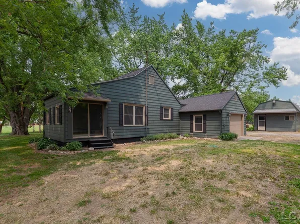 2002 E Gorman Rd, Adrian, MI 49221