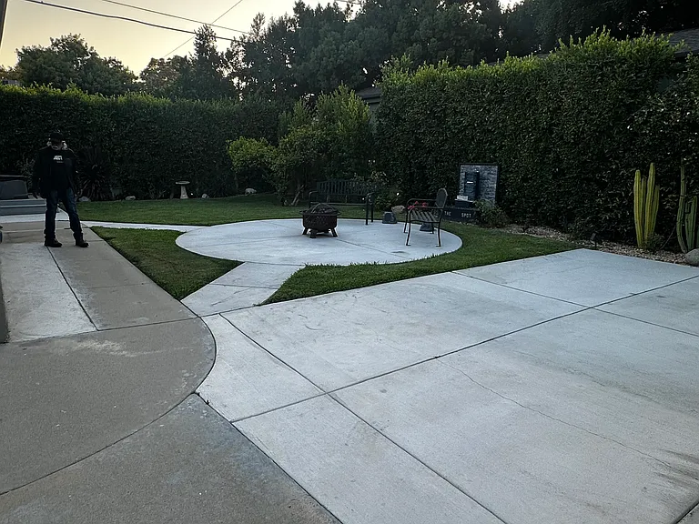 N Griffith Park Dr — Photo 8