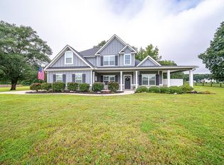 304 Maple Lakes Dr, Cataula, GA 31804