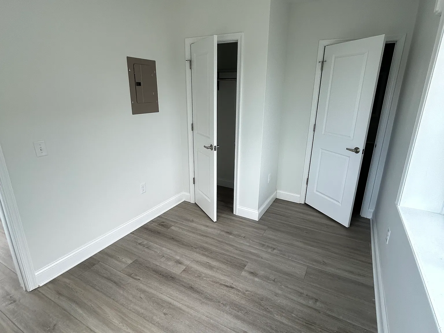 1 bed, $1,200 — Photo 3