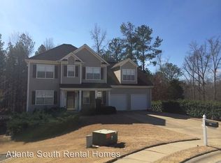 215 Vinestone Ct, Fayetteville, GA 30215
