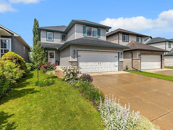 2nd image of 626 S Saddlecreek Way NE