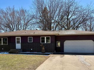 2312 12th Ave SE, Aberdeen, SD 57401
