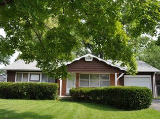 597 W Comstock Ave, Elmhurst, IL