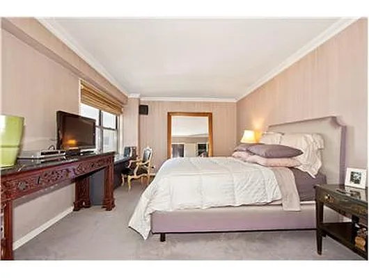 Sold by Douglas Elliman | media 9