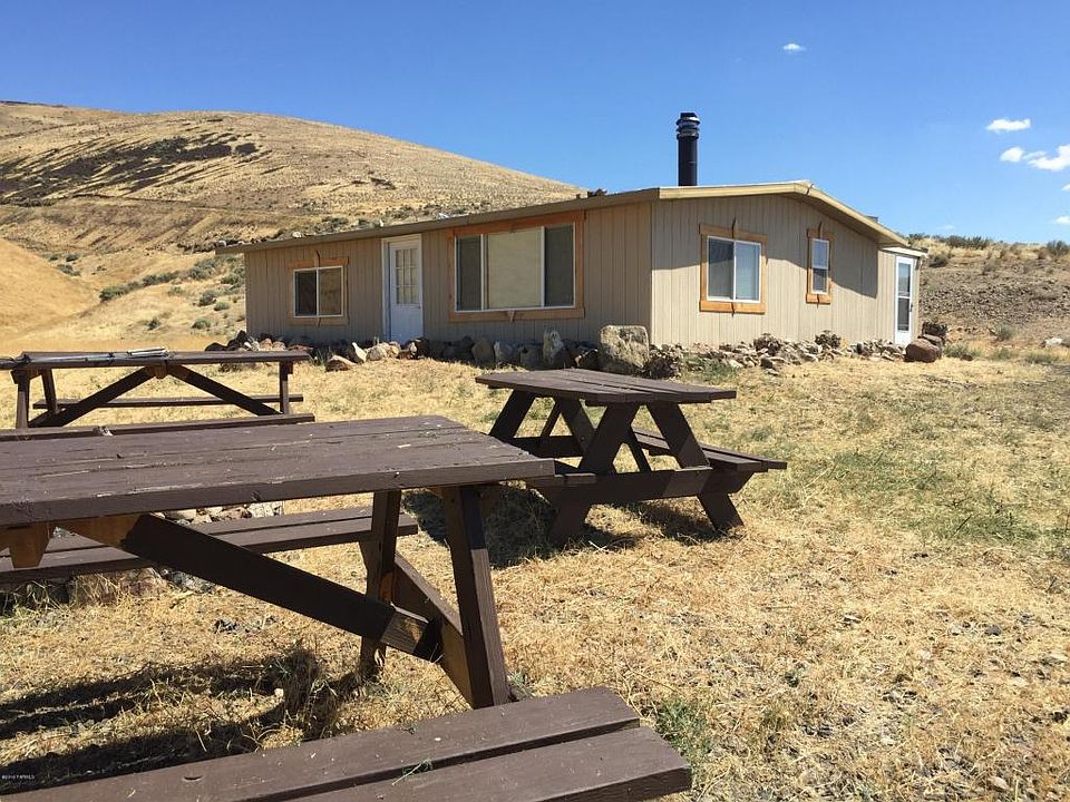 2nd image of 850 Eagle Way