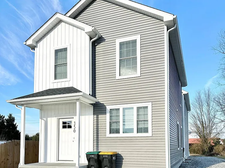 350 N Main St — Photo 1