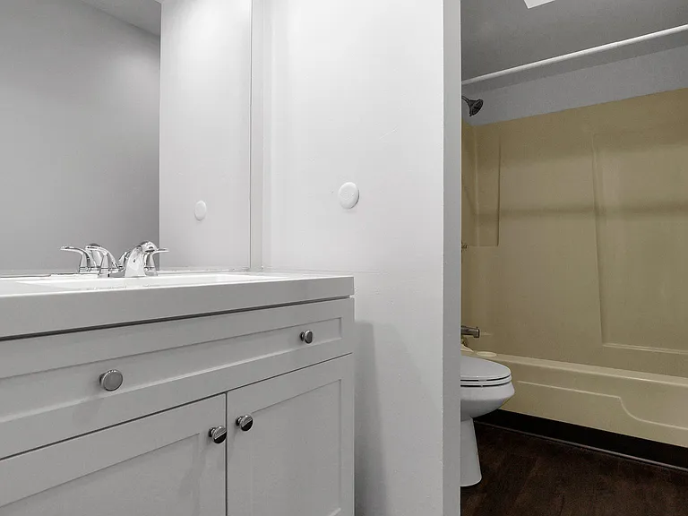 3323 Kristin Ct — Photo 14