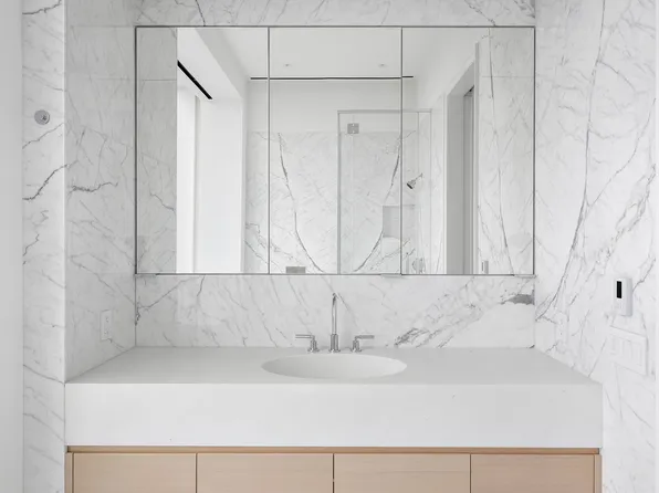 432 Park Avenue image 28 of 38