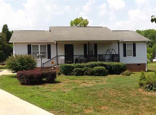 434 Canary Ln, York, SC 29745