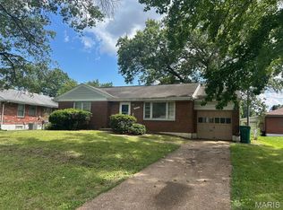 1254 Waldorf Dr, Saint Louis, MO 63137