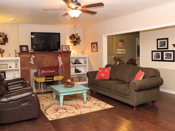 18064 S Phoenix Ave, Tahlequah, OK 74464