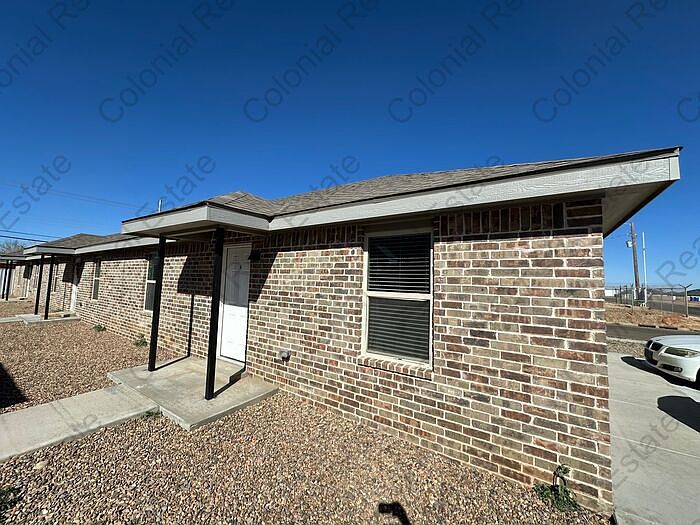 1st image of 2518 E 14th St #A