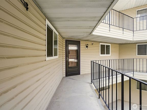 4th image of 10321 E Main Avenue #202