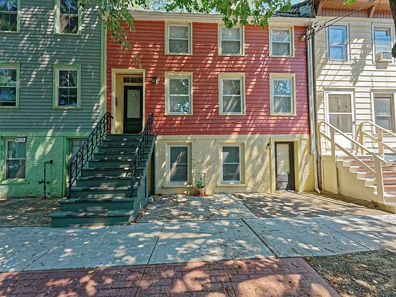 2nd image of 27 Dana Ave