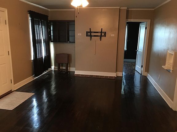 5th image of 810 Brawner St
