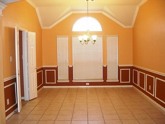 Formal Dining Room 13x12