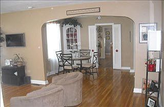 3rd image of 539 Monteray Ave