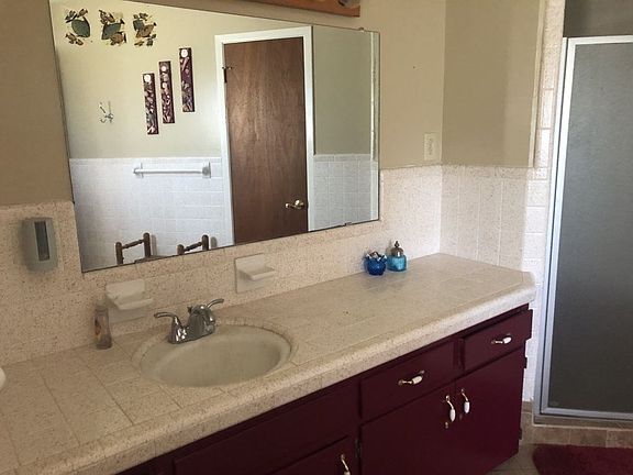 4th image of 704 Galbraith Ave