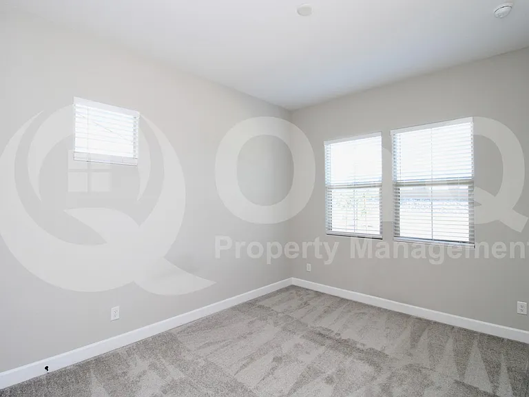 44626 N 44th Ave — Photo 14