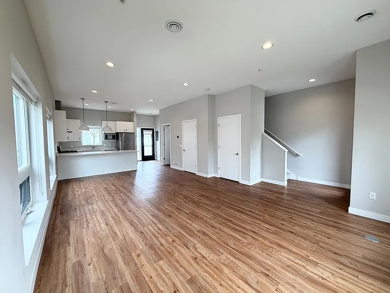 Lowry Row Homes — Photo 34
